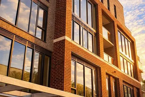 1 Vine Avenue 406
