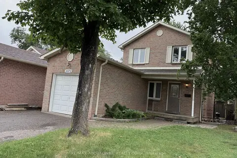 3072 Patrick Crescent