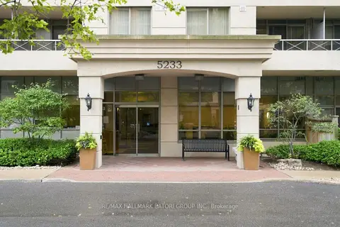5233 Dundas Street W 316