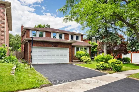 2027 Roy Ivor Crescent
