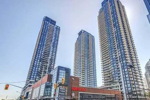 2200 Lake Shore Boulevard W PH 06