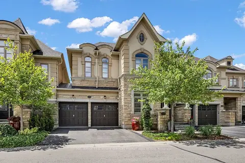 2444 Chateau Common