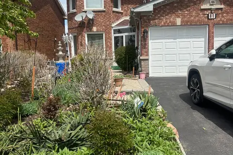 11 Eagleridge Drive