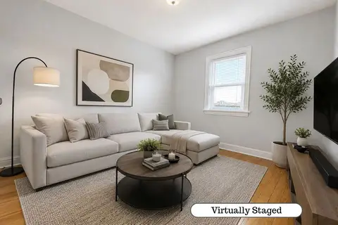 60 Kane Avenue Upper Floor