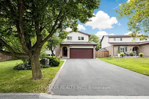 482 Gowland Crescent
