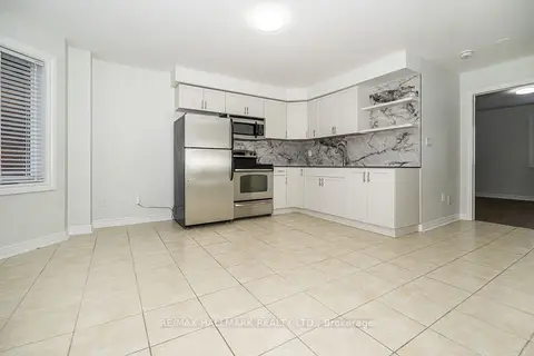 125 Viella Street UPPER
