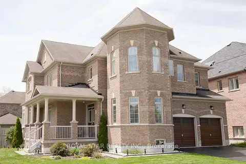 4 Berkwood Hollow