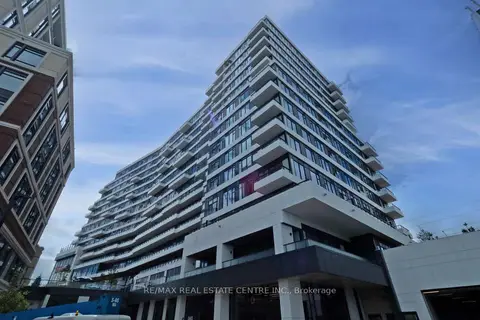 2485 Eglinton Avenue W 1221
