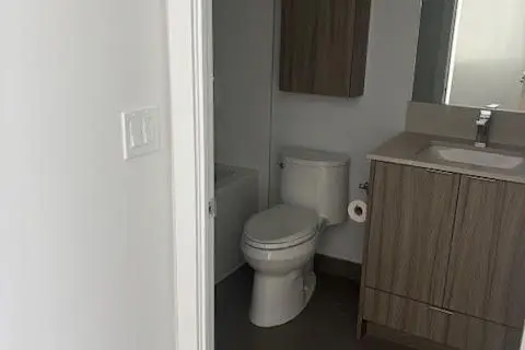 430 Square One Drive 319