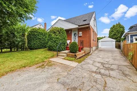 243 Jennings Crescent