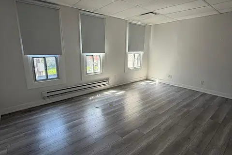 1226 King Street W Upper