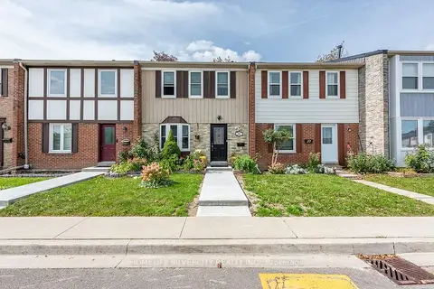 900 Central Park Drive 36