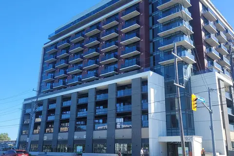 2825 Jane Street 212