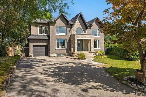2041 Stewart Crescent
