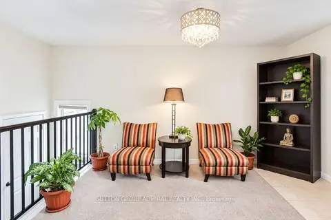 2538 Weston Road Upper