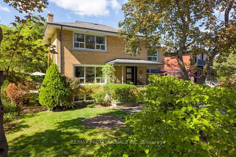 60 Fernalroy Boulevard