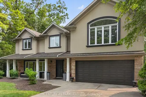 1302 Hillview Crescent
