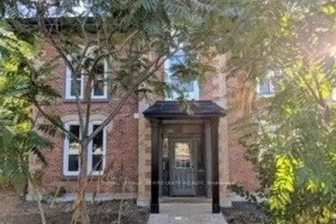 44 Main Street N 2