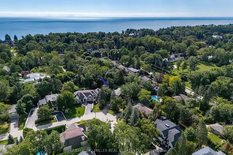 1242 Donlea Crescent