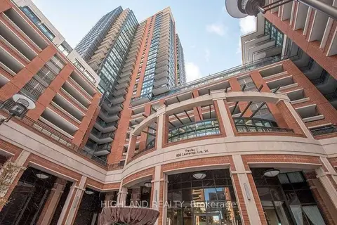 800 Lawrence Avenue W 303