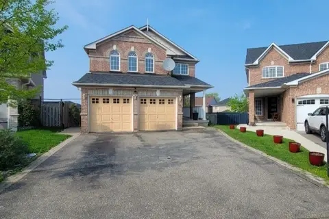 24 Hayloft Court Upper