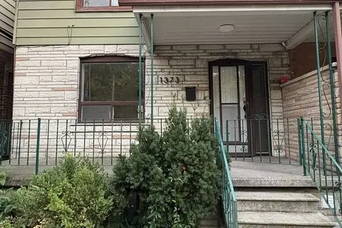 1373 Davenport Road MAIN FLOOR