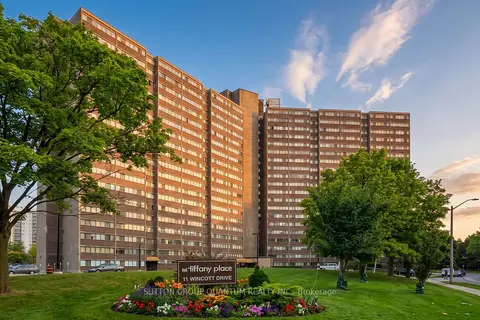 11 Wincott Drive 1810