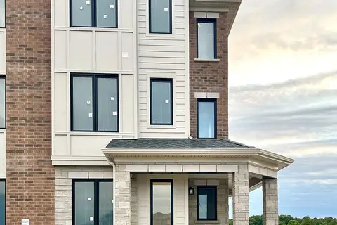 2 Thornbird Crescent Main