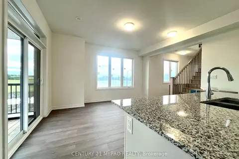 2 Thornbird Crescent Upper