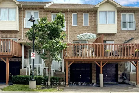 3029 Finch Avenue W 13