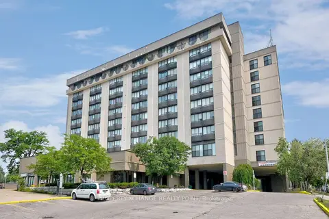 2737 Keele Street 213