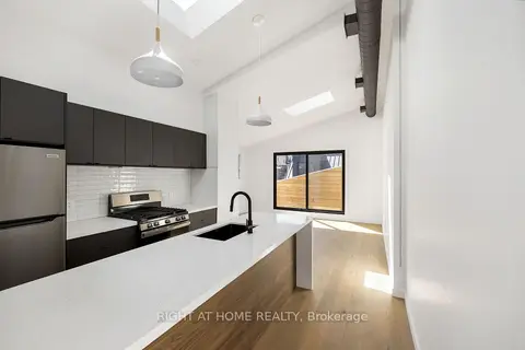 86 Lansdowne Avenue Upper