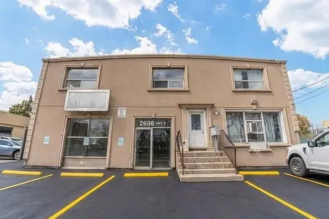 2696 St Clair Avenue W 5