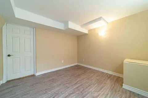 1036 Yates Drive