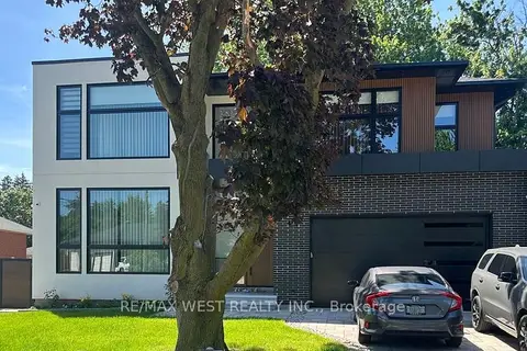 506 Wellington Crescent Basement