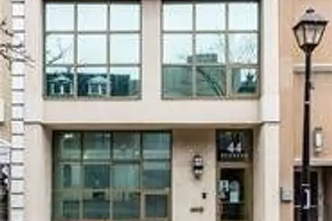 44 Queen Street E 1st Floor
