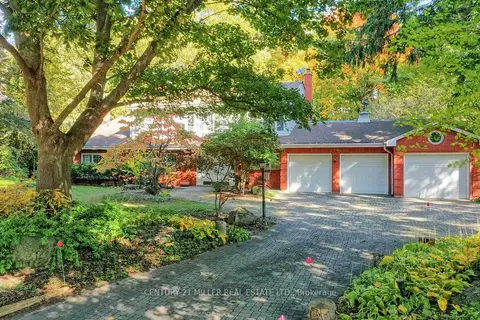 1296 Cumnock Crescent
