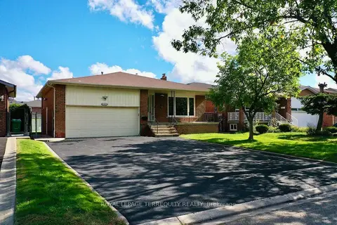 13 Milford Crescent Upper Level