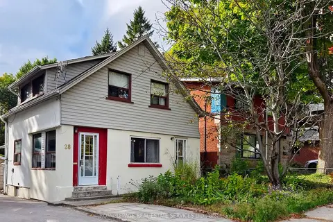 28 McIntosh Avenue
