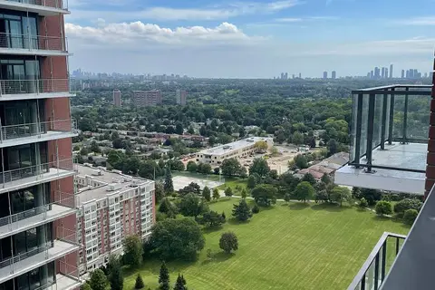 4010 Eglinton Avenue W 2622