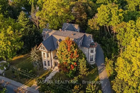 139 Main Street S