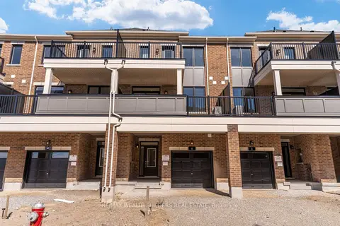 6 Thornbird Crescent