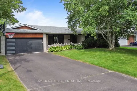 1357 Saginaw Crescent