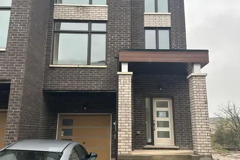 43 Queenpost Drive