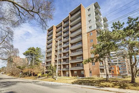 15 Elizabeth Street N 605