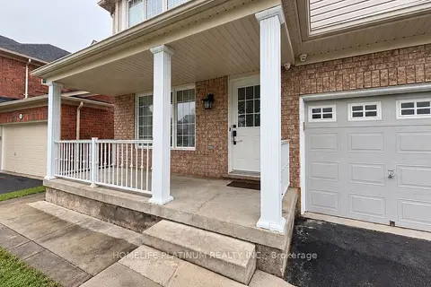 71 Sugarhill Drive N