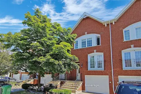 1588 South Parade Court 23