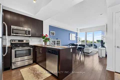 15 James Findlay Way 631