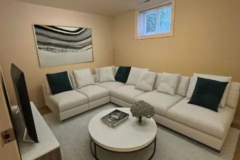 49 Lockerbie Avenue Basement