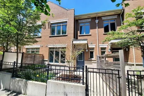 383 Prince Of Wales Drive 107